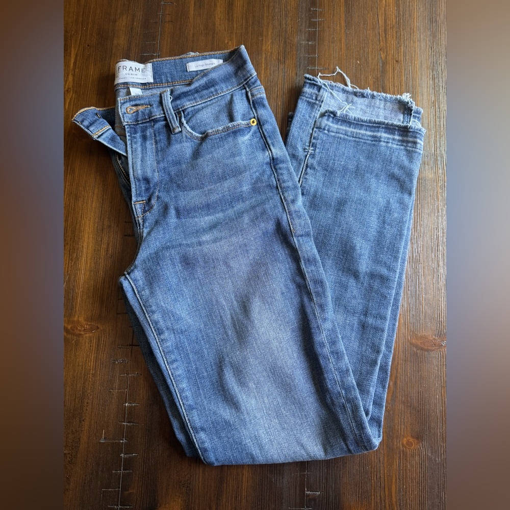 Frame Denim Women's High Waisted/ Straight Leg Crop -Blue Ankle Jeans